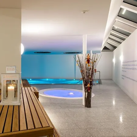 Legendaer Aparthotel 4*